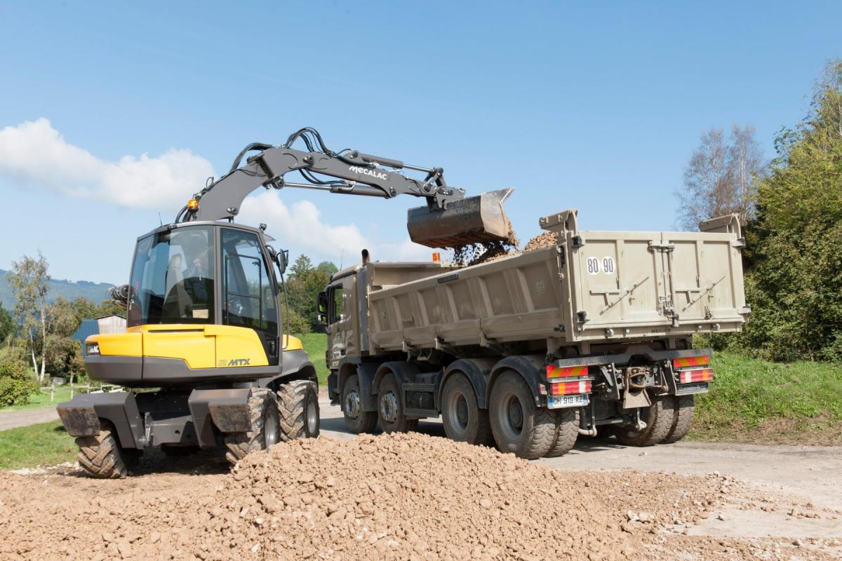 1420470946 mecalac excavator nouvelle12mxt 06