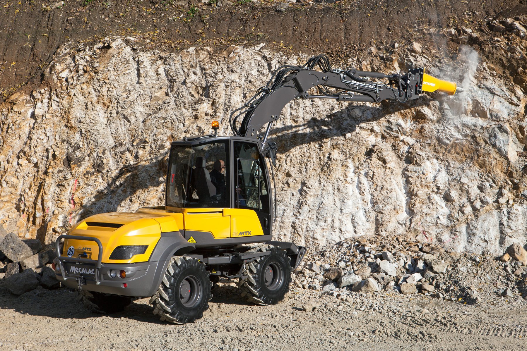 1420532576 mecalac excavator nouvelle12mtx 39