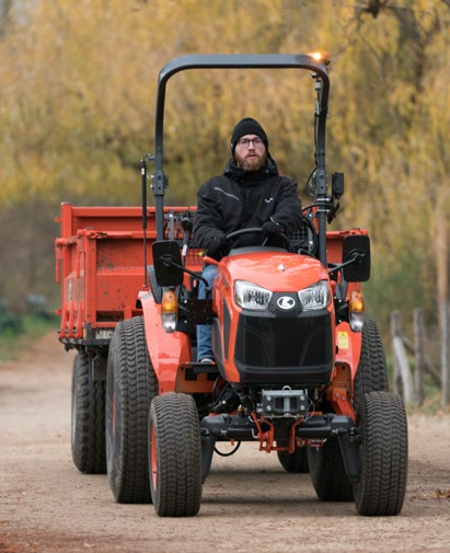 Kubota press release kubota releases the new lxe 261 compact electric tractor it def